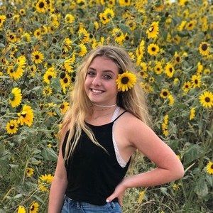 Meet your Posher, Riley